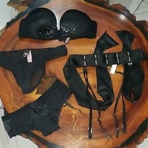 Victoria secret bandle use  2 times Like New